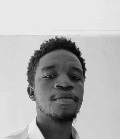 Mzee Romacts XIV